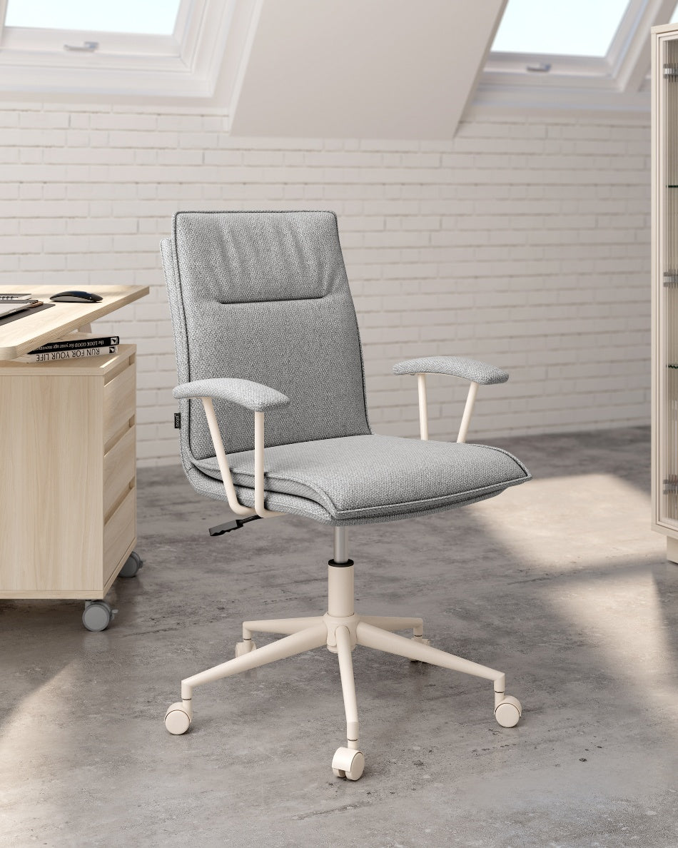 Silla de Escritorio Basel Ergo — Tapizada de Diseño Nórdico en Gris o Beige